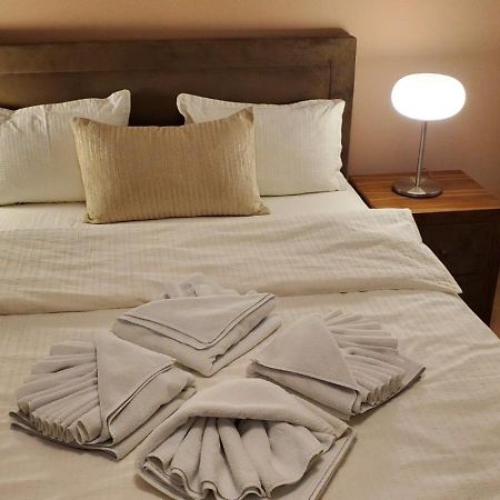 Diva Capitol Luxury Apartment Скопие Екстериор снимка