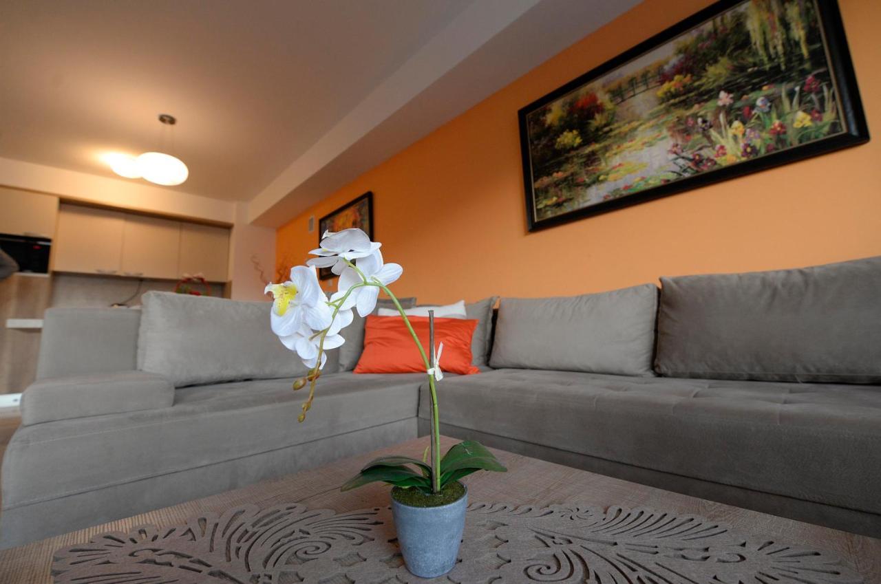 Diva Capitol Luxury Apartment Скопие Екстериор снимка
