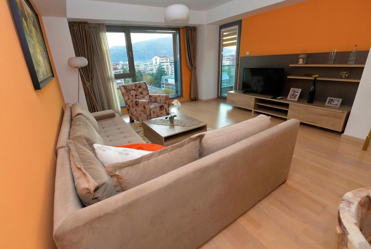 Diva Capitol Luxury Apartment Скопие Екстериор снимка