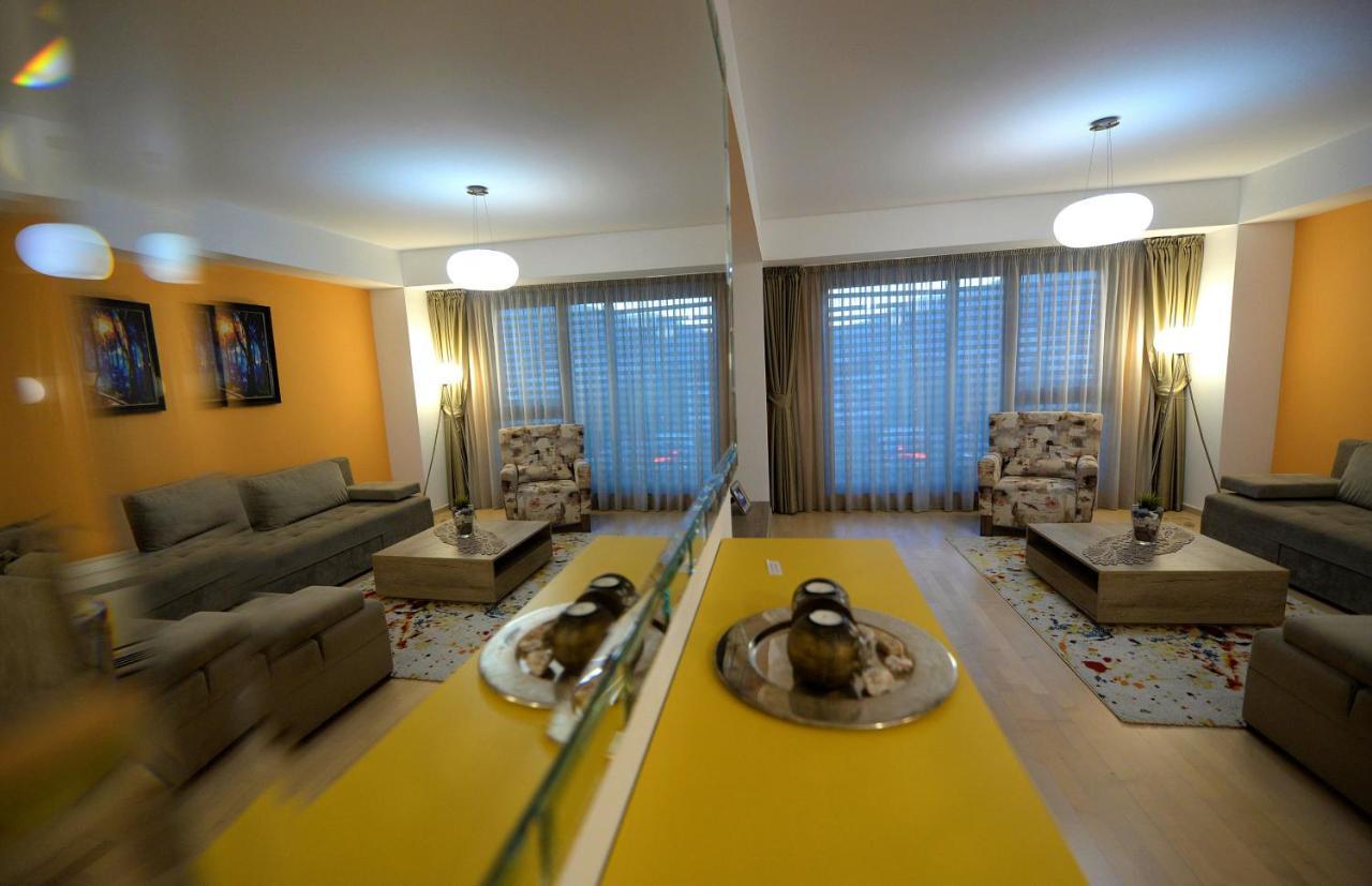 Diva Capitol Luxury Apartment Скопие Екстериор снимка