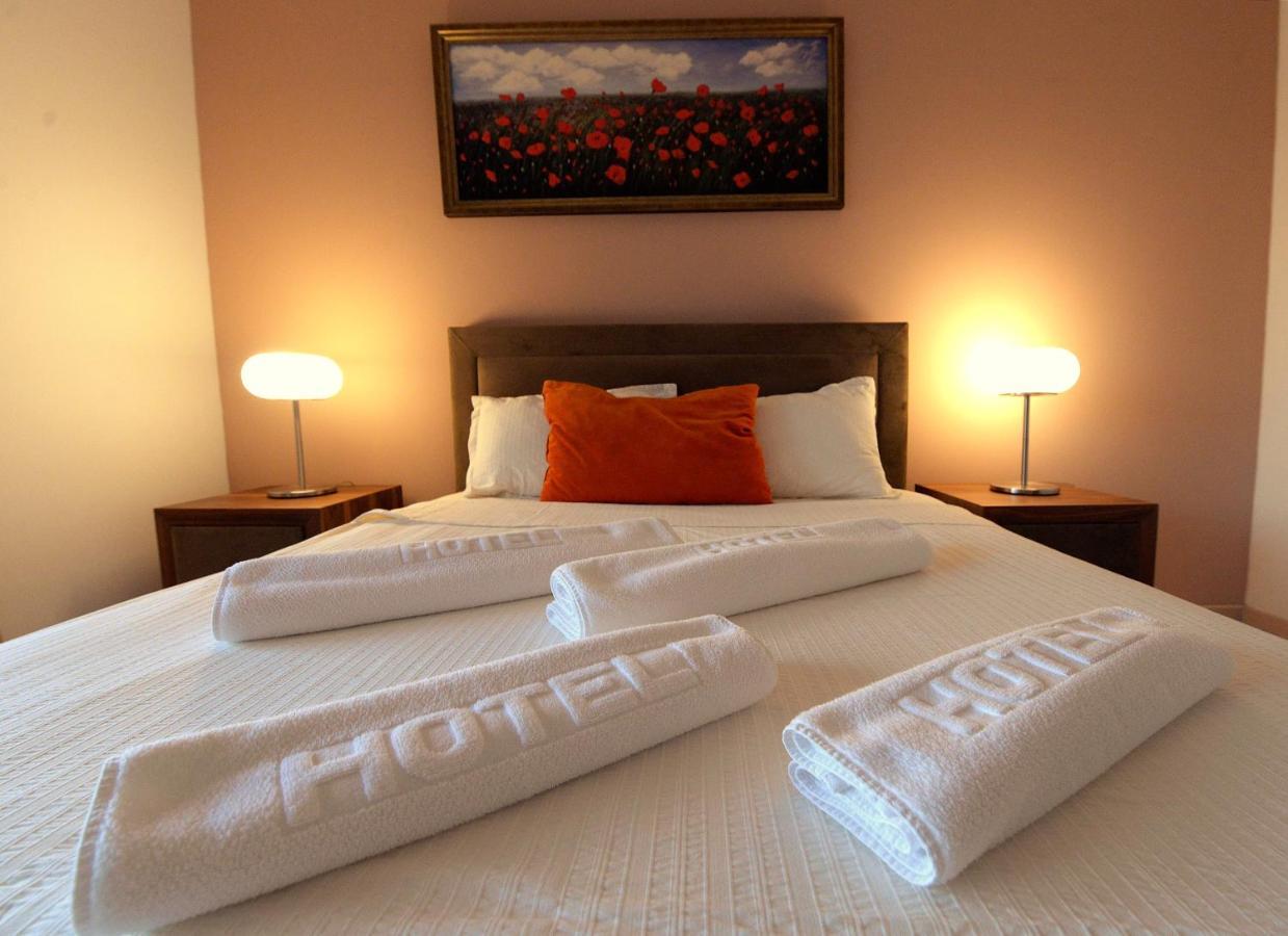 Diva Capitol Luxury Apartment Скопие Екстериор снимка