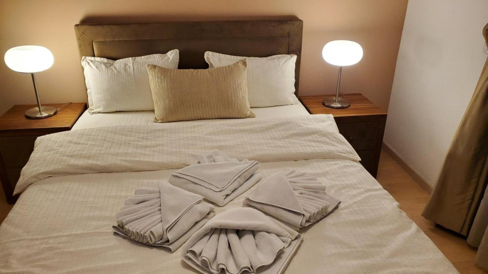 Diva Capitol Luxury Apartment Скопие Екстериор снимка