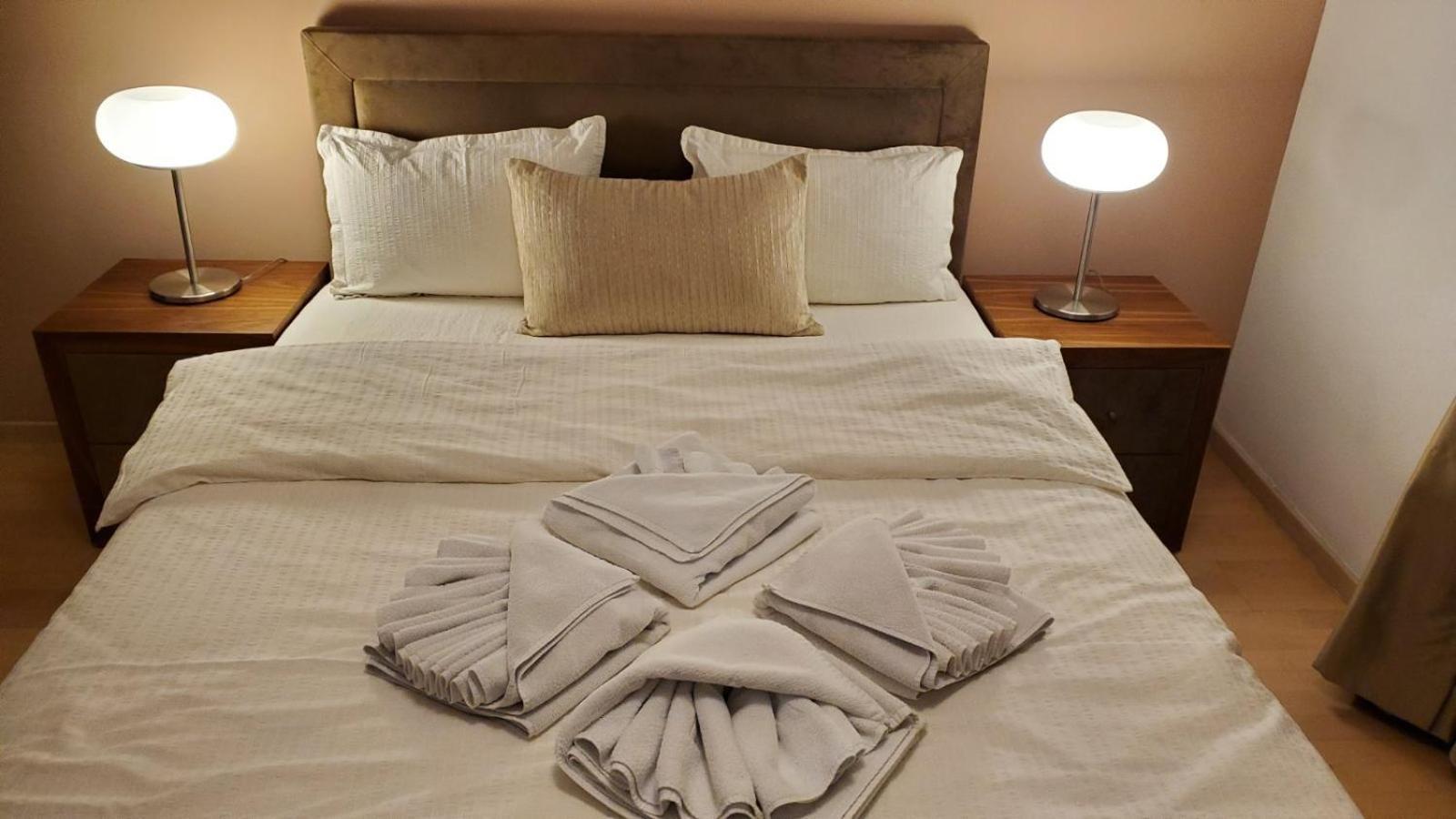 Diva Capitol Luxury Apartment Скопие Екстериор снимка
